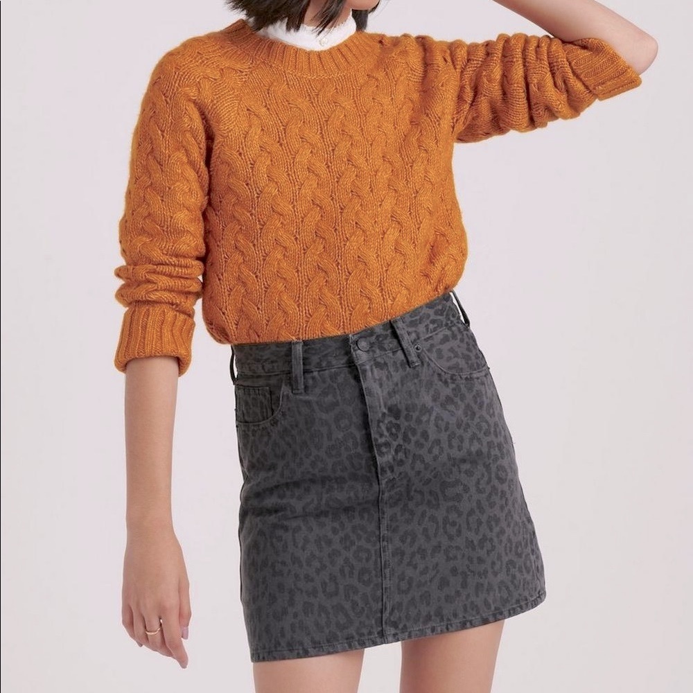 Lucky Brand Old Favorite Cheetah Print  Denim Mini Skirt  Size 2/26